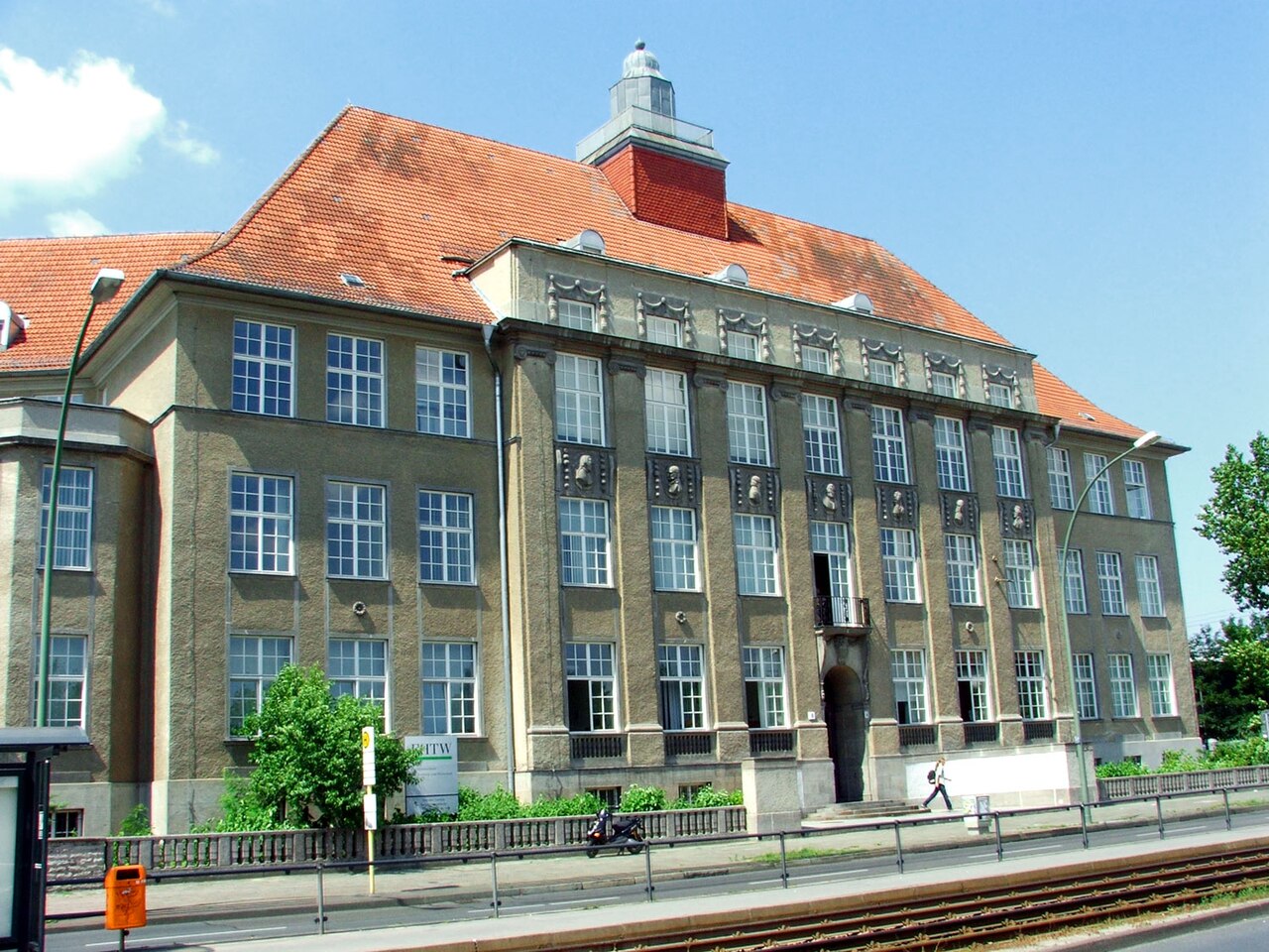 HTW Berlin — School of Culture and Design